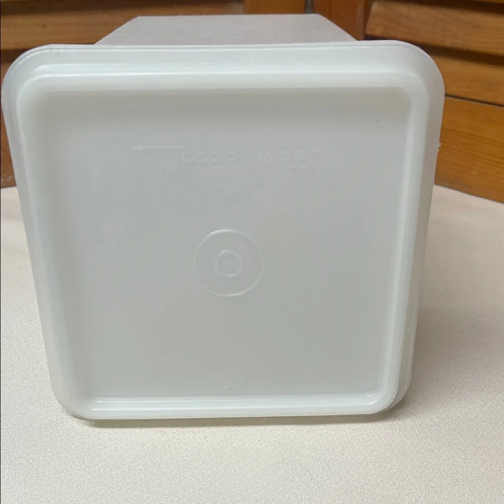 Vintage Tupperware Translucent Kitchen Storage Container - Picture 4 of 16